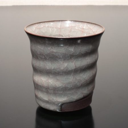 米色瓷湯呑　志賀暁吉　焼酎杯　カップ